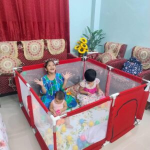 বাচ্চাদের  সেইফটি  বেষ্টনী  ৪ ফিট বাই  ৪ ফিট  [ লাল  ]